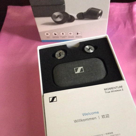 Sennheiser Momentum TrueWireless2 Earbuds~Black. Mildly used in great condition - Picture 4 of 8